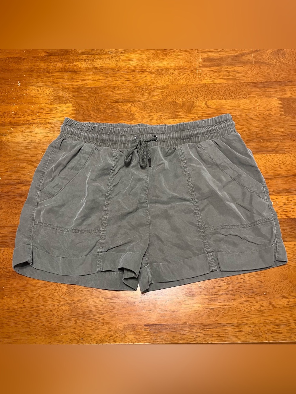 Universal Thread Shorts Womens Pull On Drawstring shorts size S